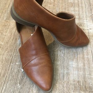 Cognac flats, Universal thread 7.5